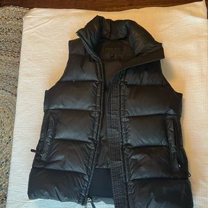 Banana Republic puffer vest